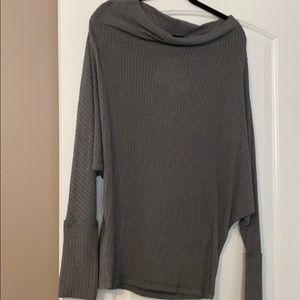 Gray wide neck thermal shirt
